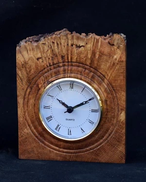 Mantel clock burr oak