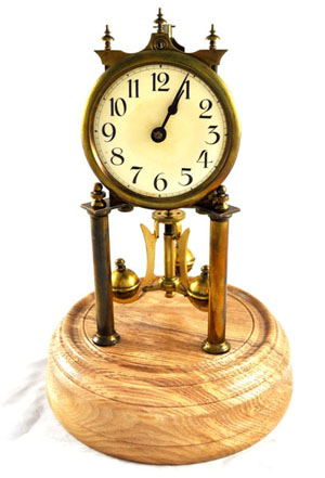 Carriage clock plinth