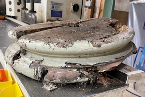Wooden pillar for restoration