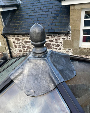 acorn finial former for leadwork