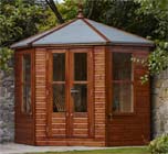 Summerhouse with thistle finial