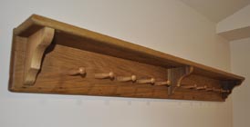 Shaker peg coat rack