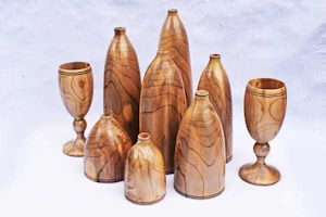 Bud vases
