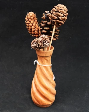 Twist vase