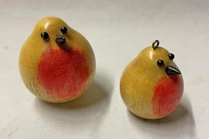 Hand made wooden robin ornament