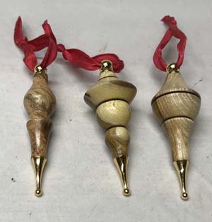 Wooden tree decorations