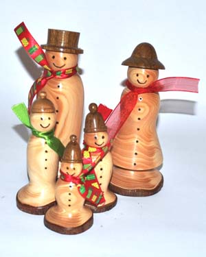 Wooden snowman family ornaments