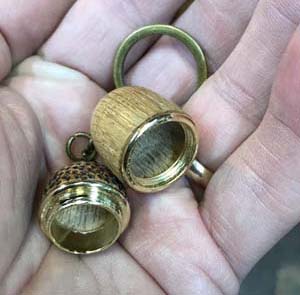 Acorn keyring